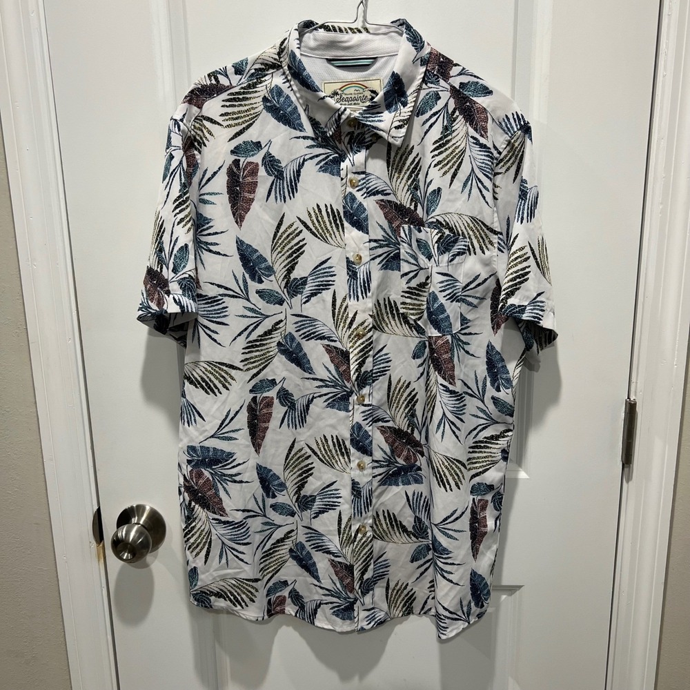 Seapointe Mens Short Sleeve Button Down Tropical Leaf Print White‎ Size Large